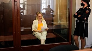 Марина Овсянникова в зале суда
