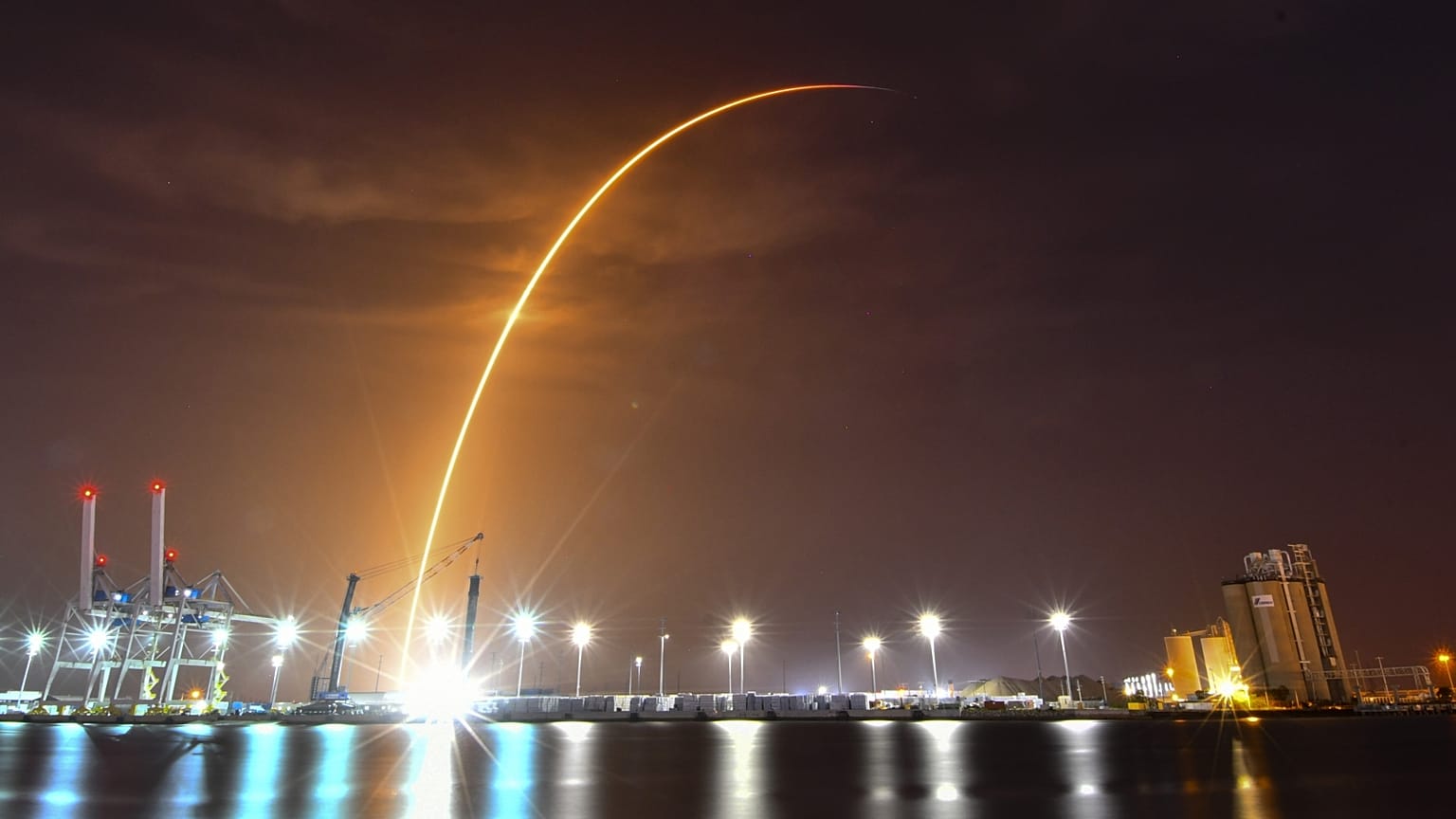 A SpaceX Falcon 9 rakéta indítása kedden, a floridai Port Canaveral-ről