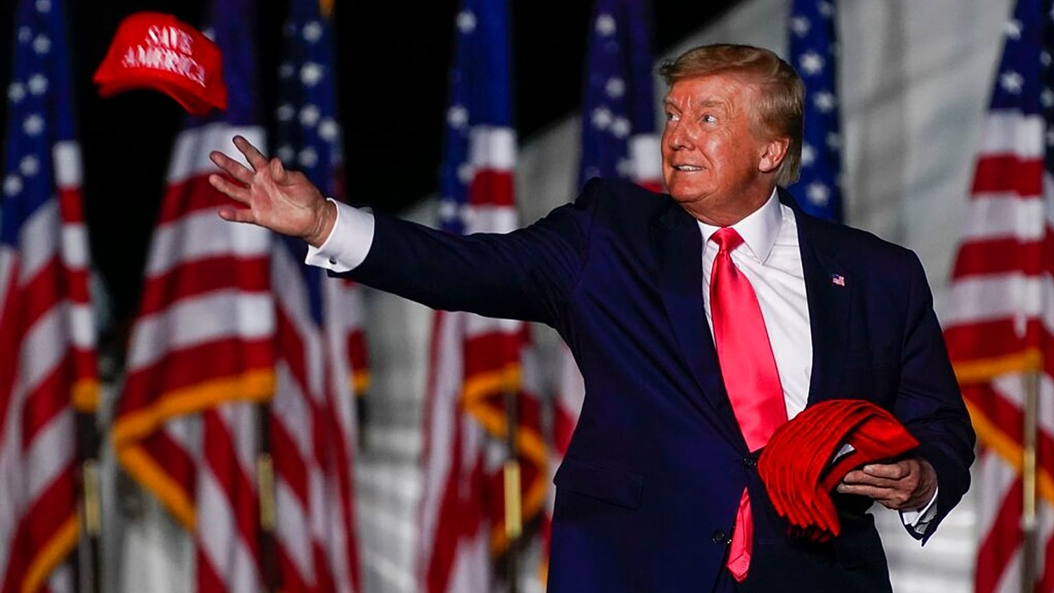 Trump a Waukesha, Wisconsin. (5.8.2022)