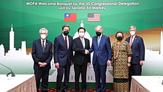 Tayvan Dışişleri Bakanı Joseph Wu Amerikalı yasa koyucuları kabul etti 