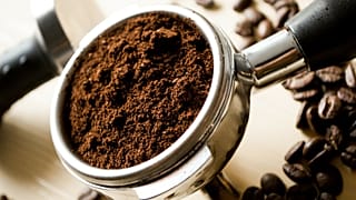 Kaffeesatz kann weitergenutzt werden.