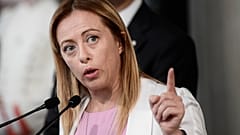 İtalya'da aşırı sağcı İtalya'nın Kardeşleri Partisi (FdI) Genel Başkanı Gergia Meloni, kamuoyu yoklamalarında ilk sırada bulunuyor