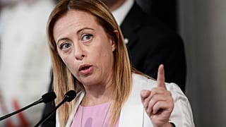 İtalya'da aşırı sağcı İtalya'nın Kardeşleri Partisi (FdI) Genel Başkanı Gergia Meloni, kamuoyu yoklamalarında ilk sırada bulunuyor