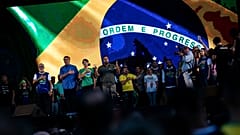 Jair Bolsonaro brazil elnök és felesége egy rendezvényen Rio de Janeiróban 2022. augusztus 13-án, szombaton. 