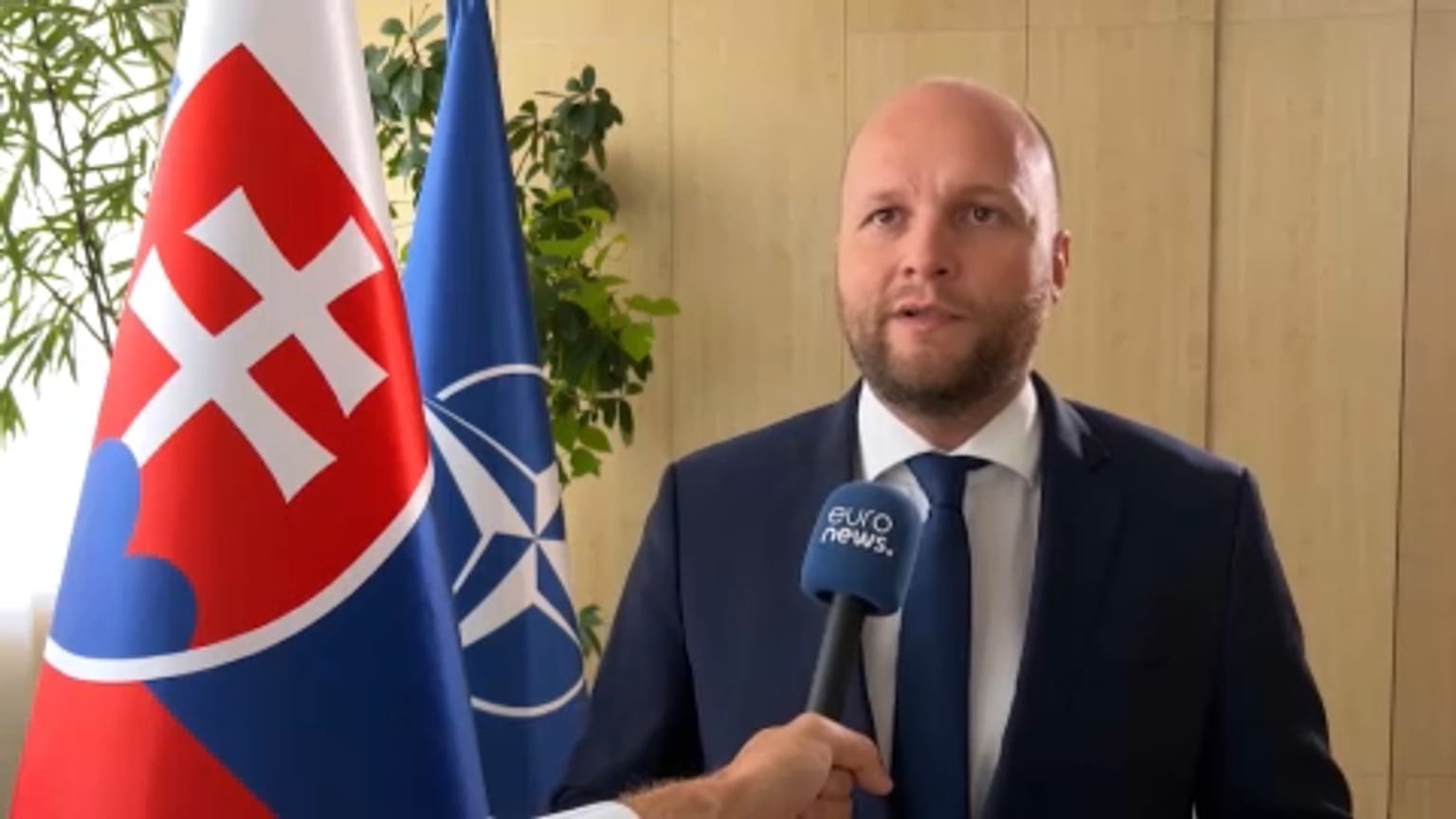 Jaroslav Nad, szlovák védelmi miniszter