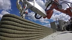 Ein 3D-Drucker beim "Hausbau"