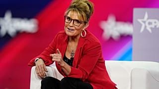 FILE - Former Alaska Gov. Sarah Palin makes a joke about the size of the state of Texas compared to Alaska, 4 August 2022