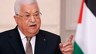 الرئيس الفلسطيني أصدر بيانا يوضح فيه تصريحاته حول المحرقة التي أدلى بها أثناء زيارته إلى ألمانيا