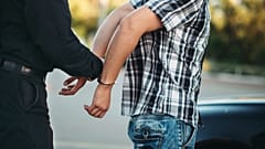 عکس تزیینی از بازداشت