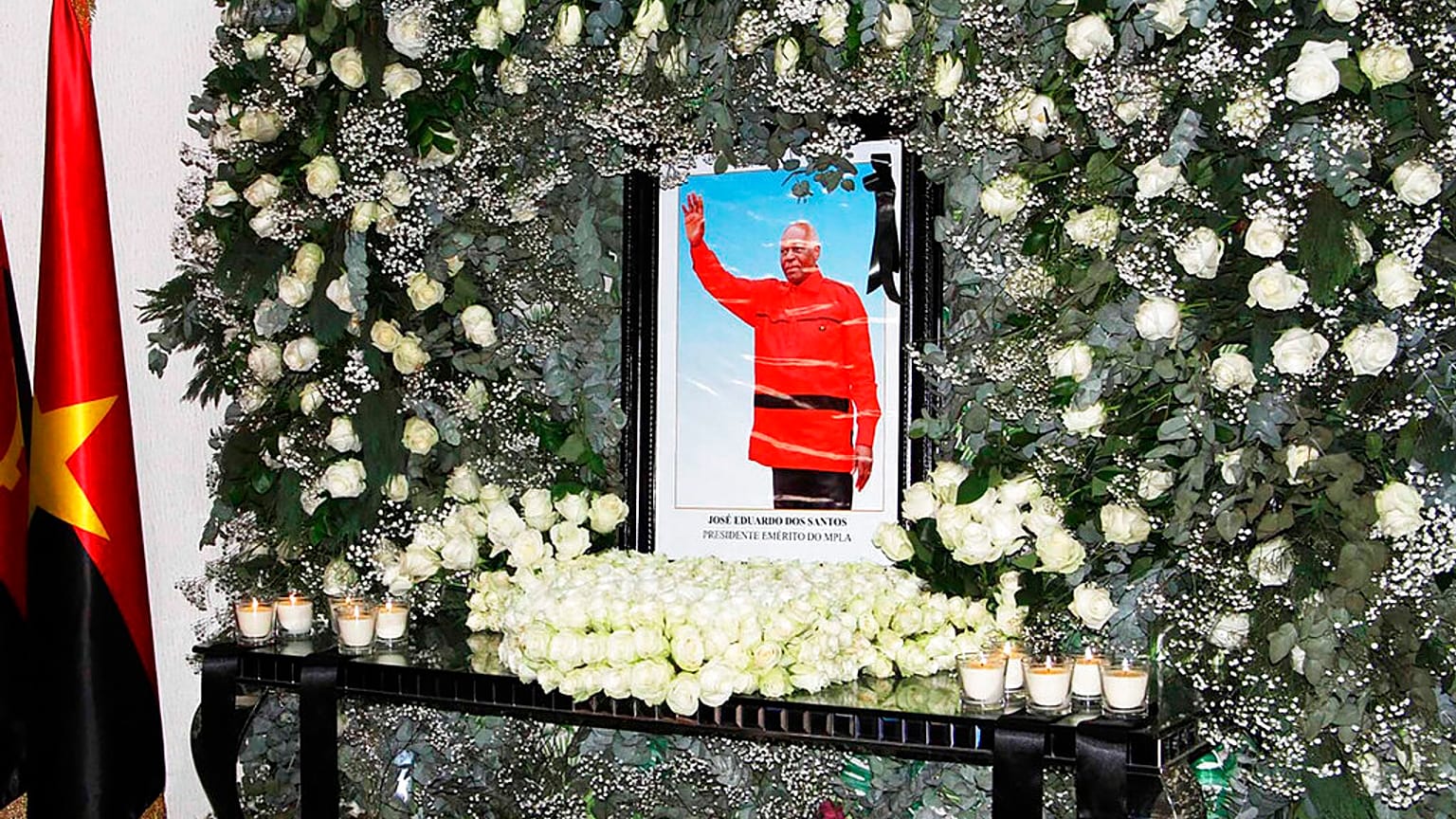 Funeral de José Eduardo dos Santos decorreu em Luanda