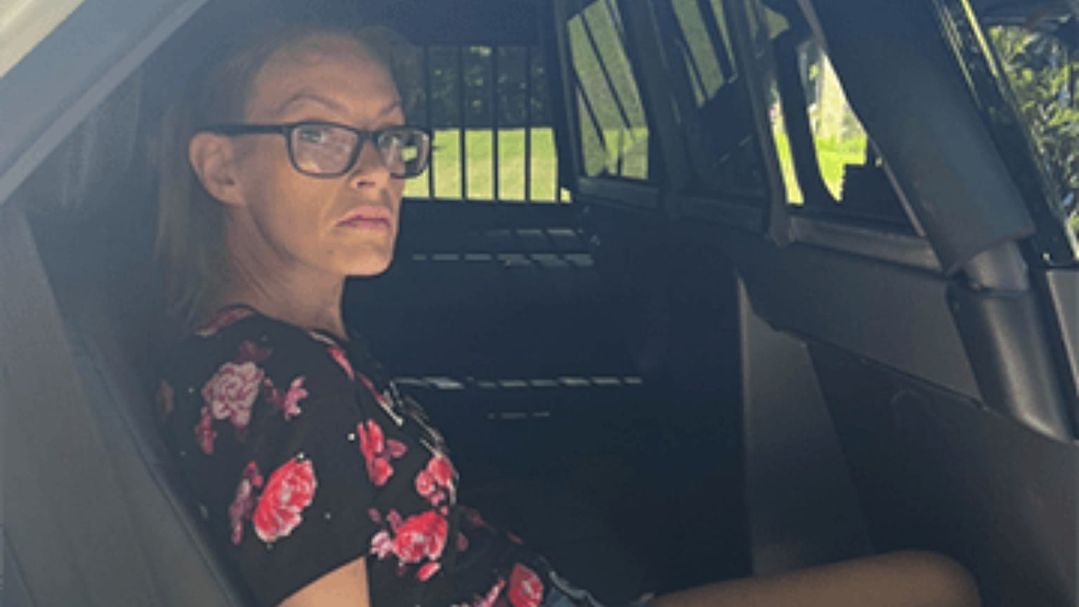 ABD'de hapishane ziyareti sırasında, ağız yoluyla bir mahkuma uyuşturucu vererek aşırı dozdan ölüme neden olan Rachel Dollard cinayet suçlamasıyla tutuklandı