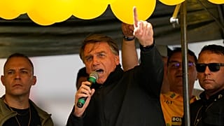 Jair Bolsonaro, le président brésilien d'extrême droite, en campagne pour sa réélection le 16 août 2022 à Juiz de Fora.
