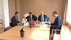 Albin Kurti, Aleksandar Vucic, Joseph Borrell und Miroslav Lajcak