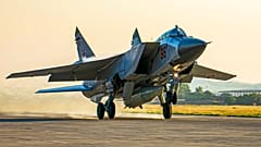 Russischer Kampfjet mit Kinschal-Hyperschall-Raketen