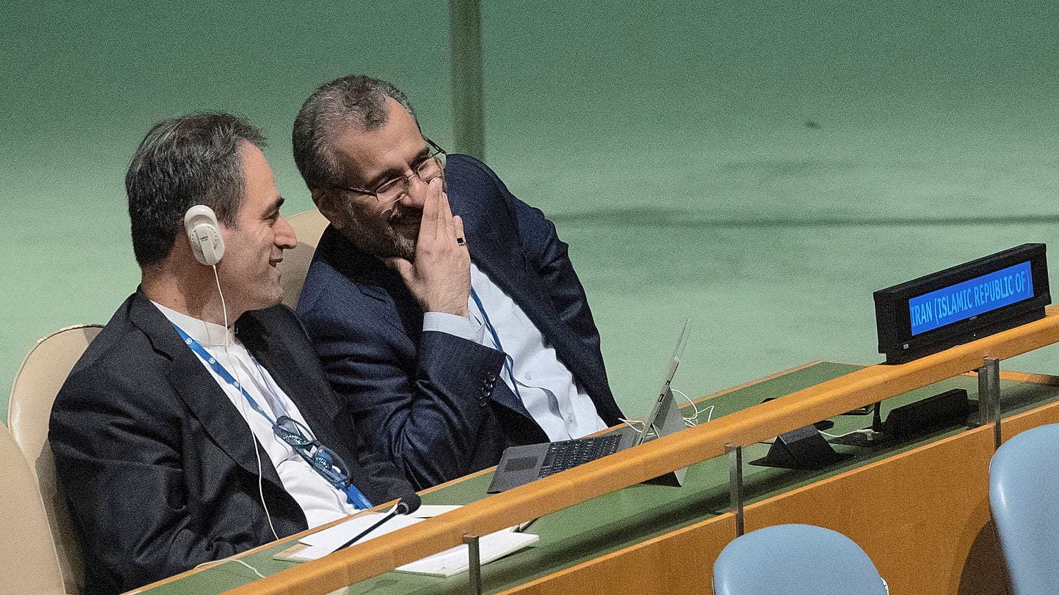 الوفد الإيراني خلال كلمة وزير الخارجية الأمريكي أنطوني بلينكين أمام مؤتمر مراجعة معاهدة حظر انتشار الأسلحة النووية لعام 2022 في الجمعية العامة للأمم المتحدة