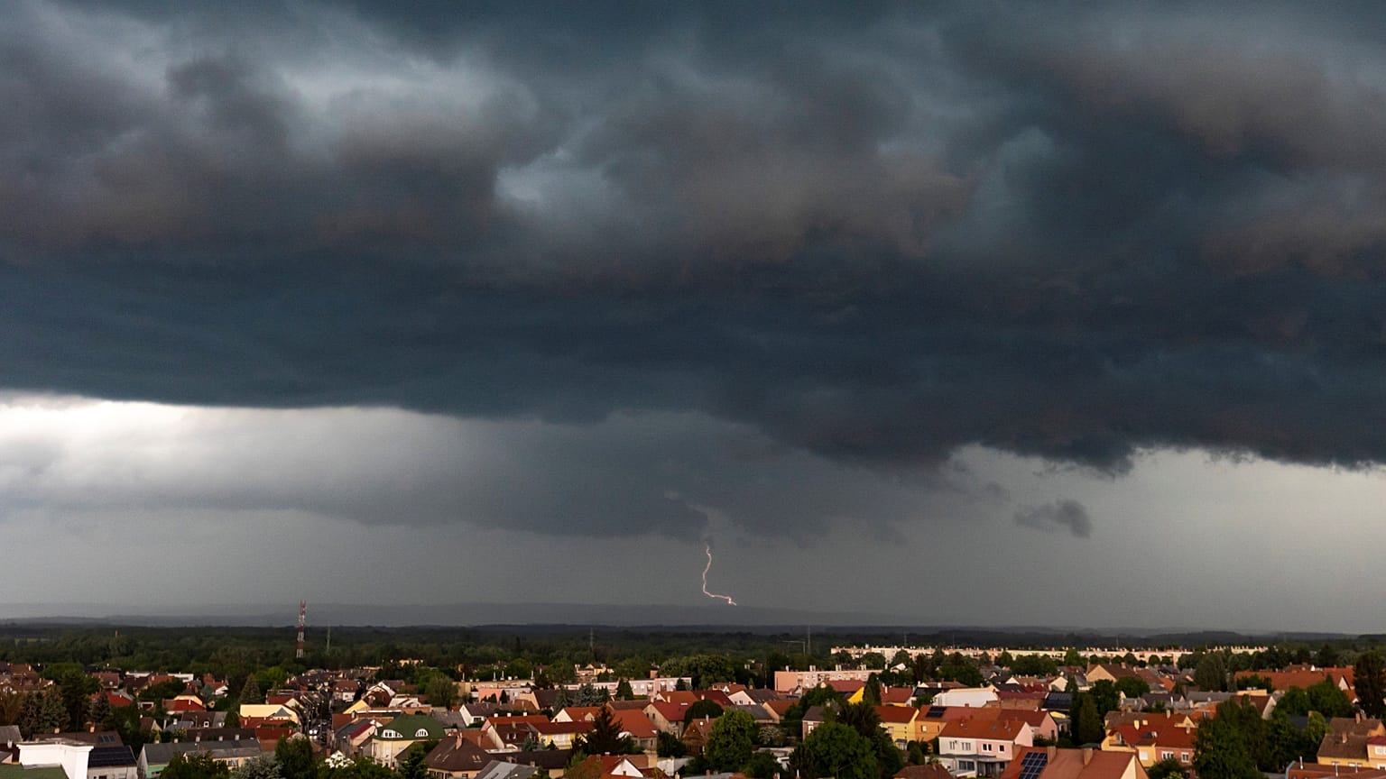 Zivatar Nagykanizsán 2022 májusában