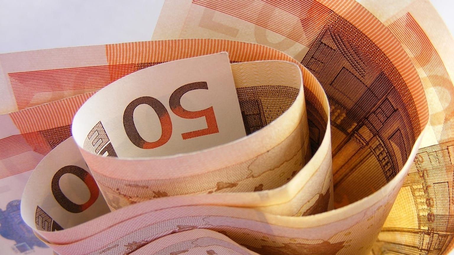 Cashstuffiing is the latest budgeting trend taking TikTok by storm.