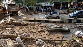 Inondations dévastatrices en Afghanistan, en Inde et au Soudan.