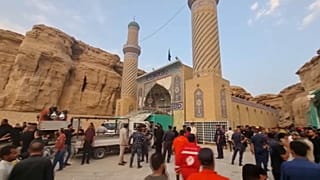 Irak’ın Kerbela kentinde Şii vatandaşlarca kutsal kabul edilen Kattarat’ül İmam Ali türbesinde göçük meydana geldi