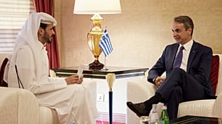 Ο Κυριάκος Μητσοτάκης με τον Εμίρη του Κατάρ