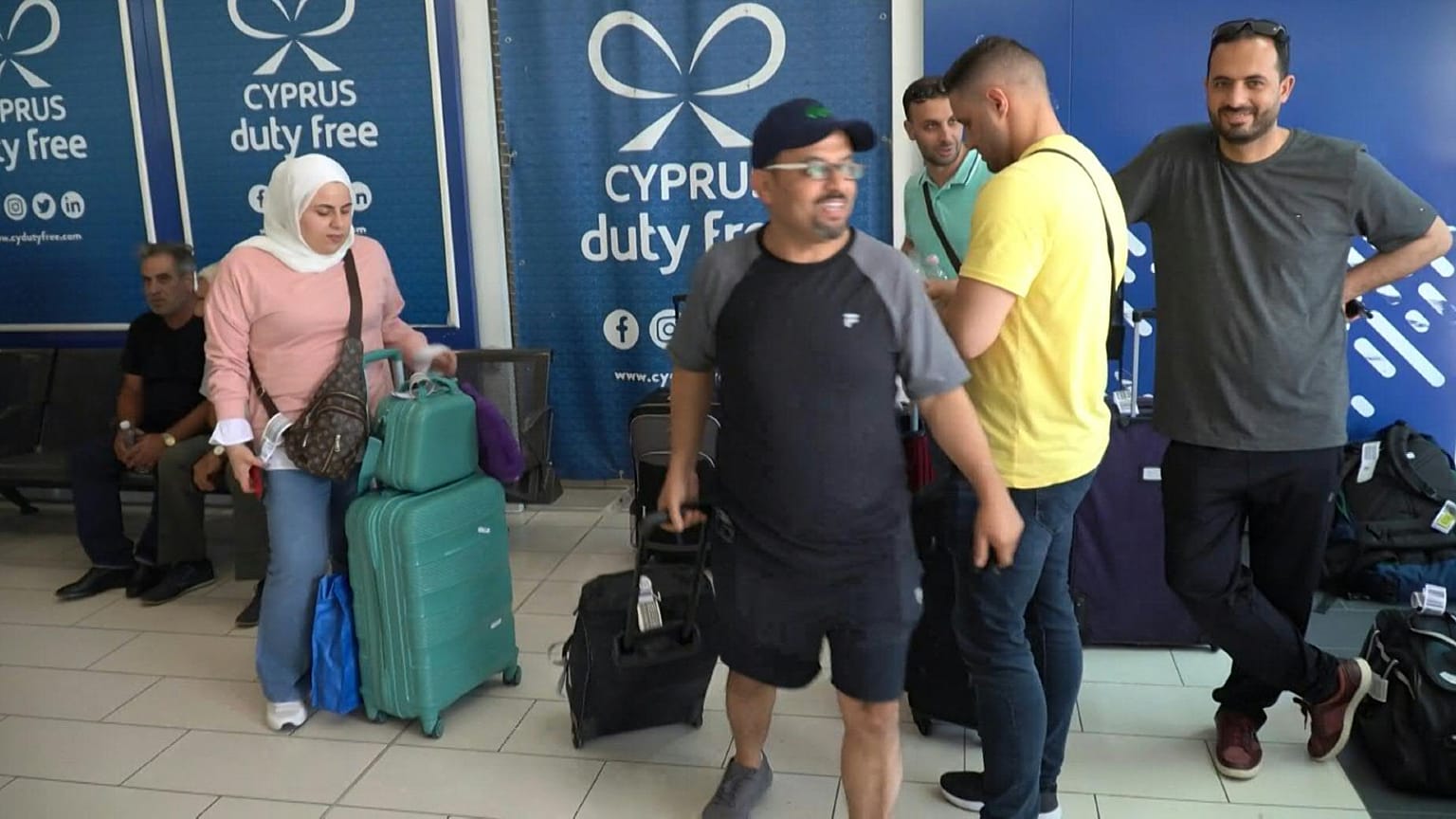 وصول المسافرين الفلسطينيين إلى قبرص