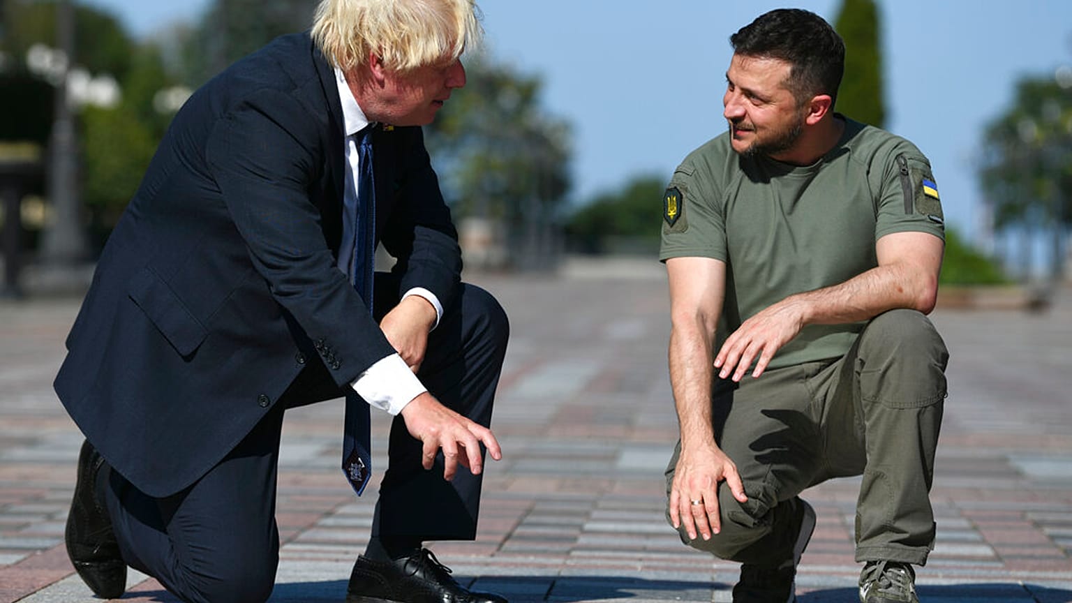 Boris Johnson e Volodymyr Zelenksy a Kiev, nel Giorno dell'Indipendenza