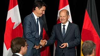 Kanada Başbakanı Justin Trudeau ile Almanya Başbakanı Olaf Scholz yeni hidrojen anlaşmasına imza attı