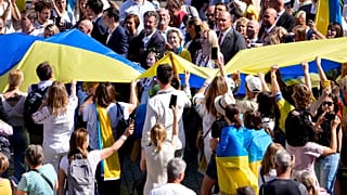 Az ukrán függetlenség napját ünneplik Brüsszel főterén
