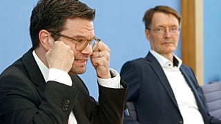 Buschmann und Lauterbach stellten die neuen Vorgaben in Berlin vor.