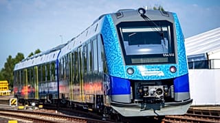 A hydrogen-powered regional train stands at Bremervoerde station