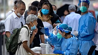 Tests covid à Pékin, en Chine, le 12 août 2022