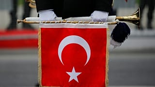 Gülsen ügyvédje kérelmet nyújtott be, hogy az énekes szabadlábon védekezhessen, ám ezt elutasította a bíróság