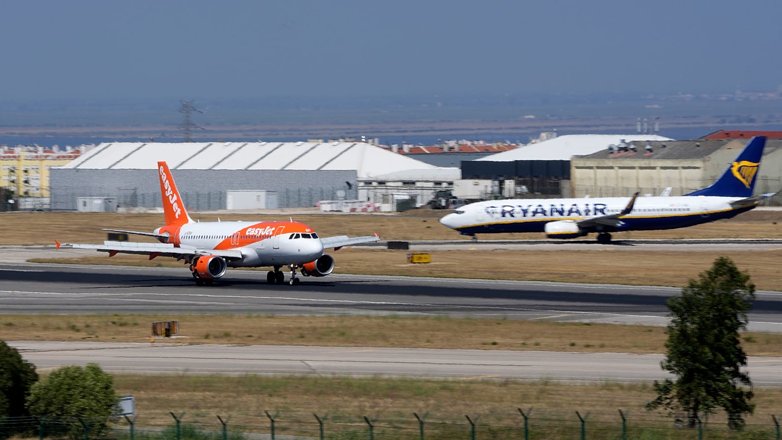 Greve dos trabalhadores da Portway afetou sobretudo passageiros da EasyJet