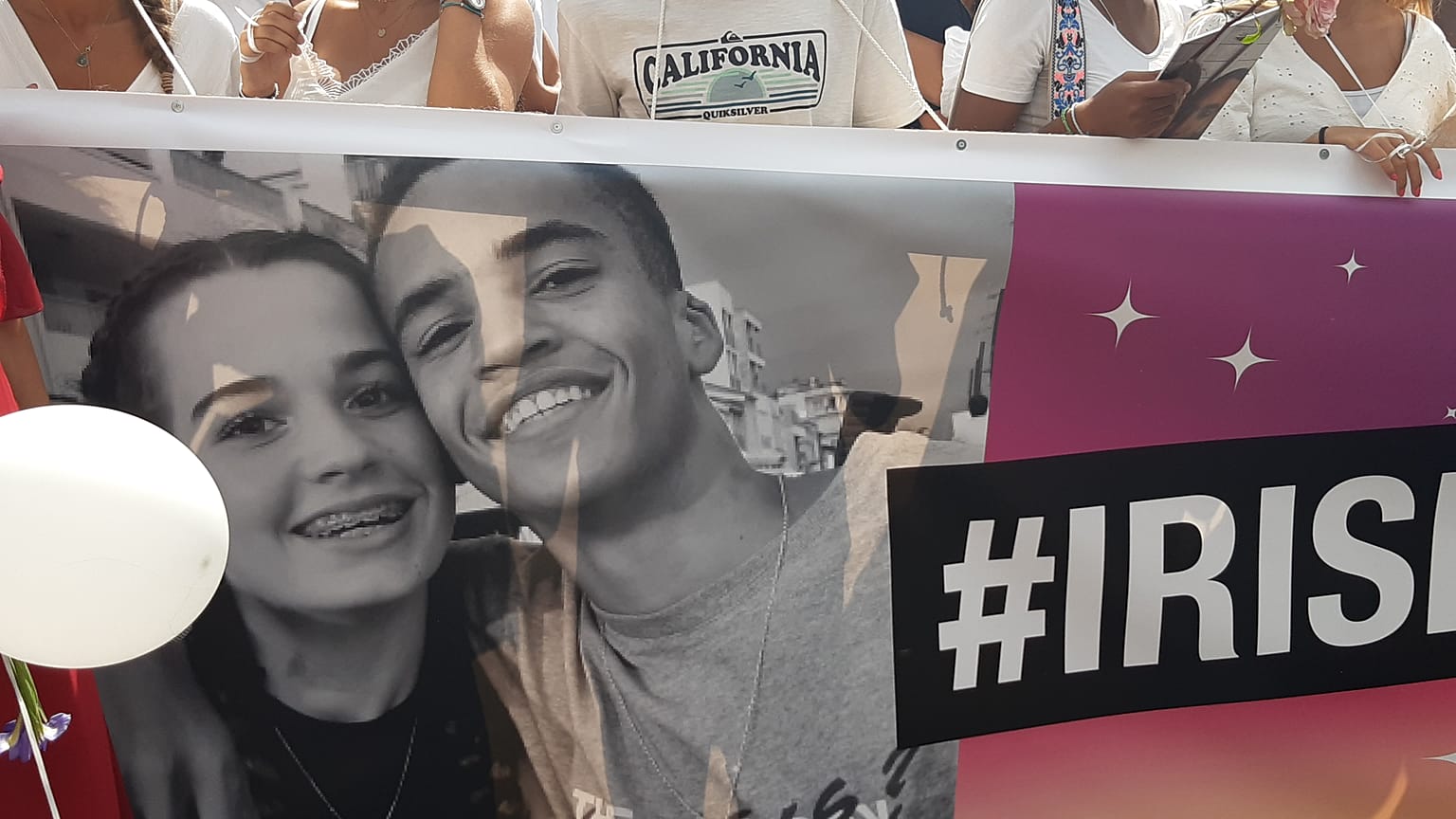 Iris und Warren sind bei dem Unfall in Lyon ums Leben gekommen