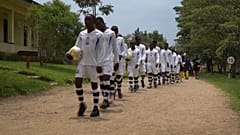 Nova escola de futebol criada pelo Parque Nacional Virunga