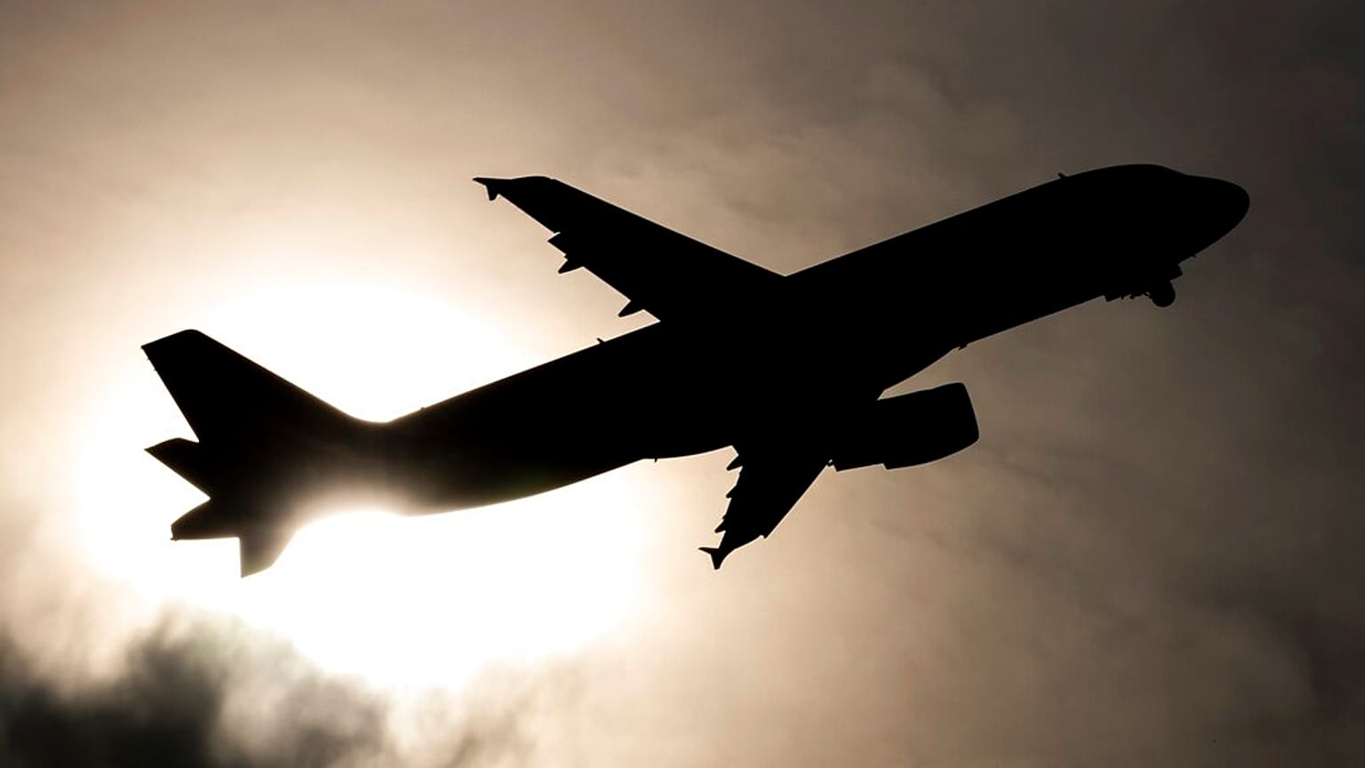 Greves nos aeroportos de Portugal e Espanha