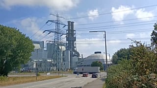 Das Steinkohlekraftwerk Moorburg im Hamburger Hafen