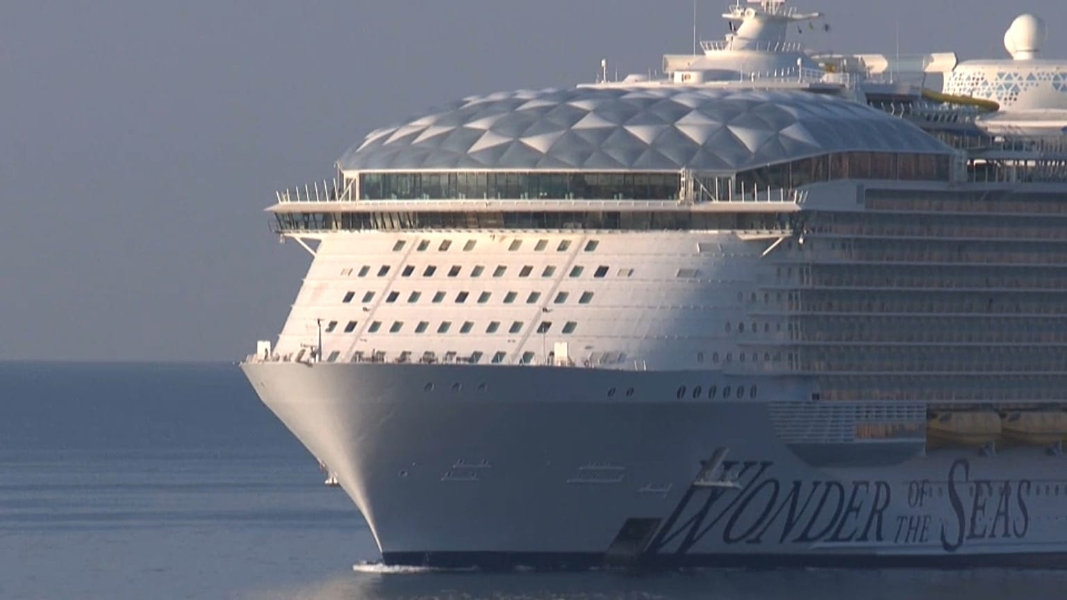 Le "Wonder of the Seas", bête noire des écologistes