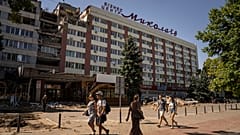 Zerstörungen an einem Gebäude in Mikolaiv