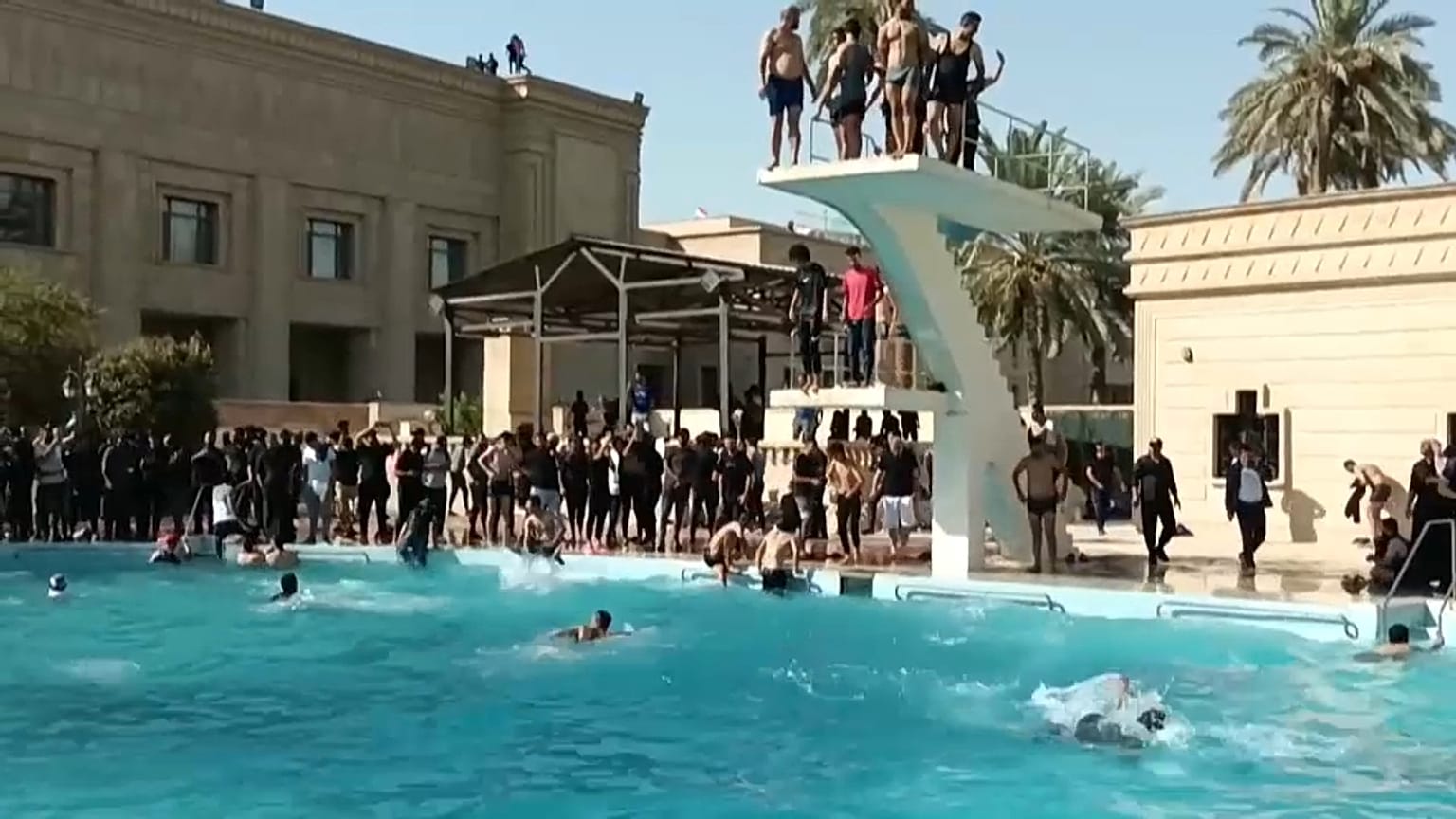 بغداد