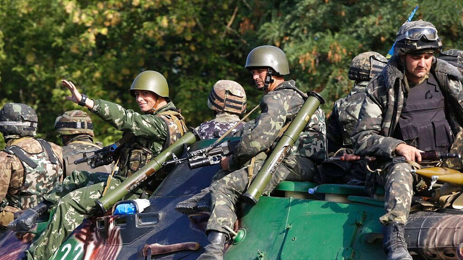 Ukrán katonák a délen indított ellentámadás előtt két nappal, augusztus 27-én