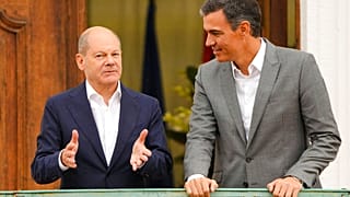 Scholz und sein Amtskollege Sanchez während ihres Treffens in Brandenburg