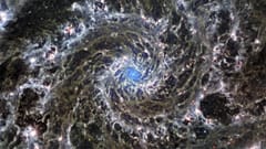 El resplandor de la galaxia Fantasma, a 32 millones de años luz 