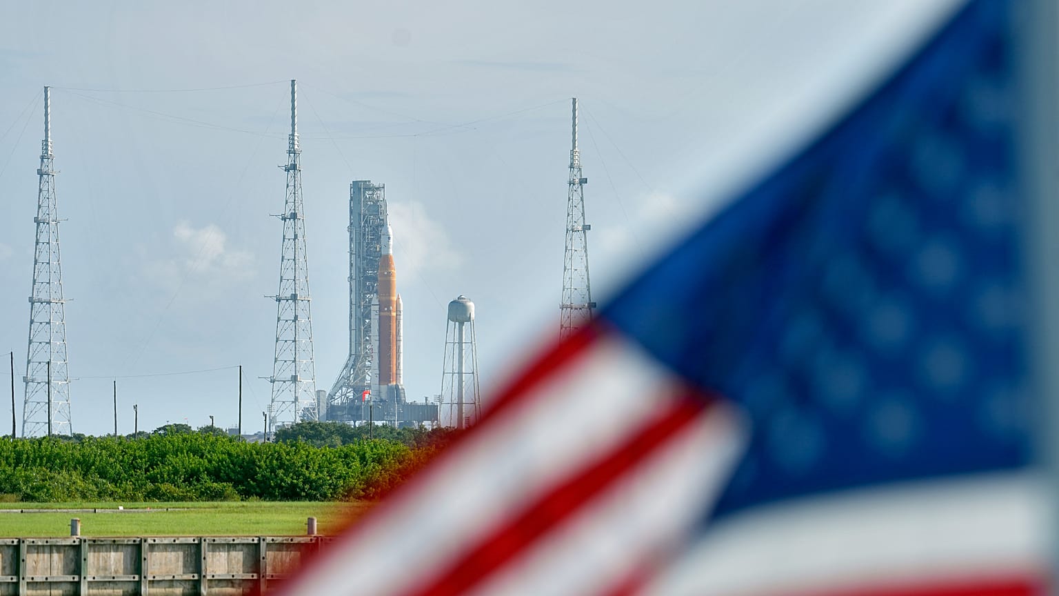 Die NASA hält den Samstag für einen möglichen Starttermin für die Mondmission Artemis. 