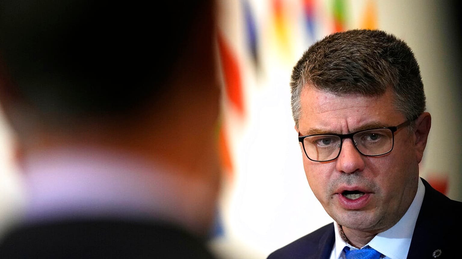 Urmas Reinsalu, Ministro de Asuntos Exteriores de Estonia, a su llegada a la cumbre informal de Praga