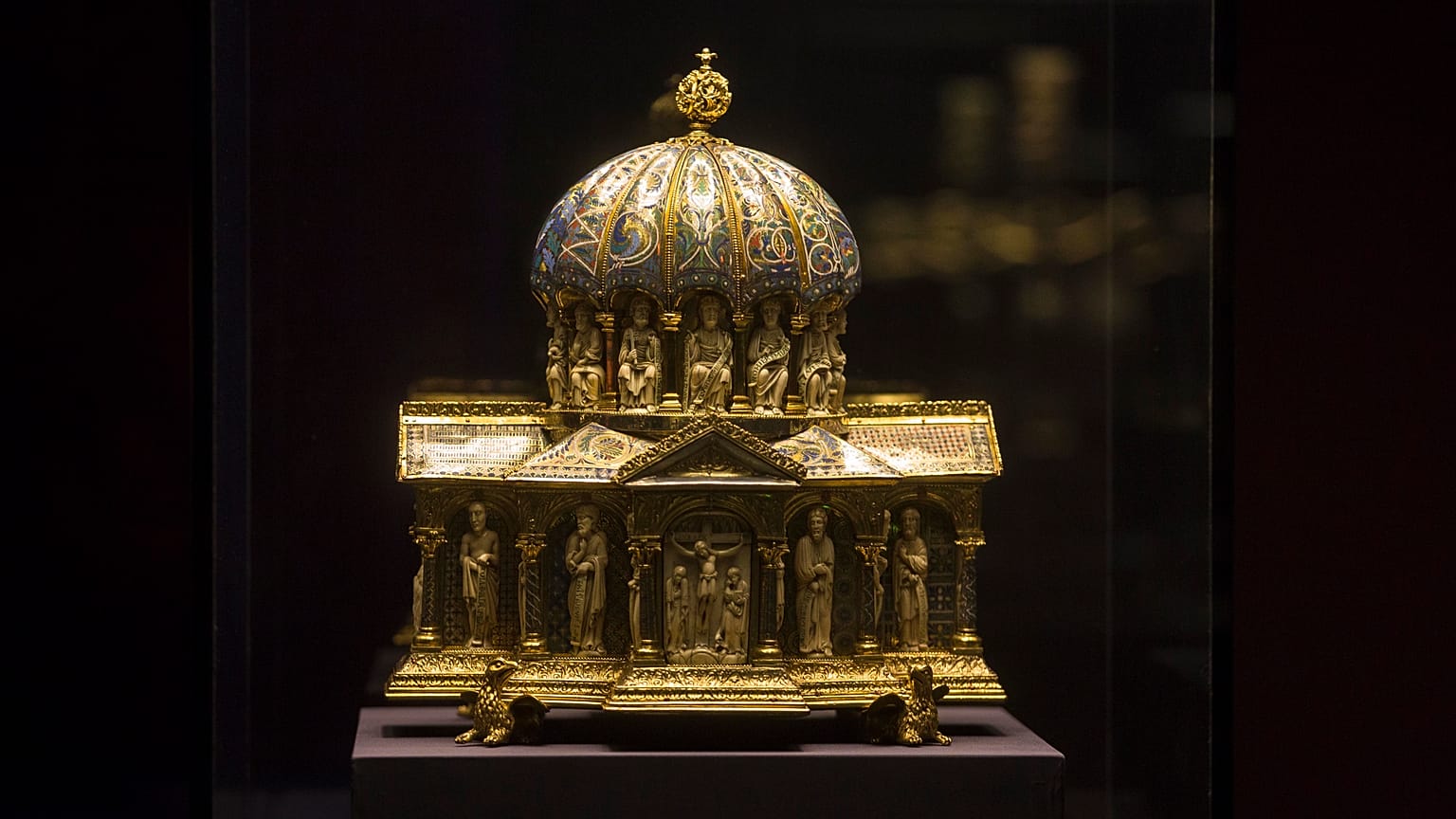 The medieval Dome Reliquary (13th century) of the Welfenschatz