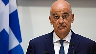 Δένδιας