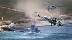 В предыдущих учениях "Восток-2018" приняли участие почти 300 тысяч военных, в шесть раз больше чем в маневрах этого года