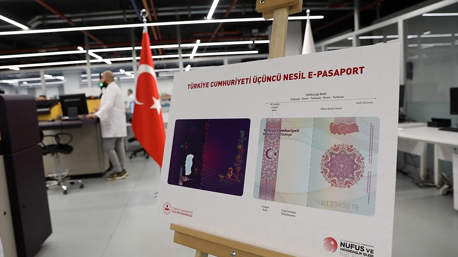 Yerli pasaportun üretimi başladı (arşiv)