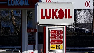 Rusya'nın petrol üreticisi Lukoil şirketi logosu (arşiv) 